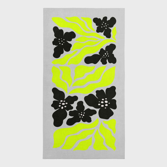 Bold Flowers - Microfiber Beach Towel